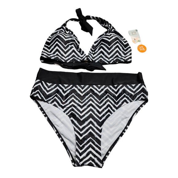 Womens XL Black‎ and White Zig Zag Bikini - NWT - Picture 2 of 7